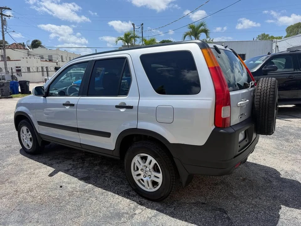 2004 Honda CR-V 2nd Gen - Image 11 of 20