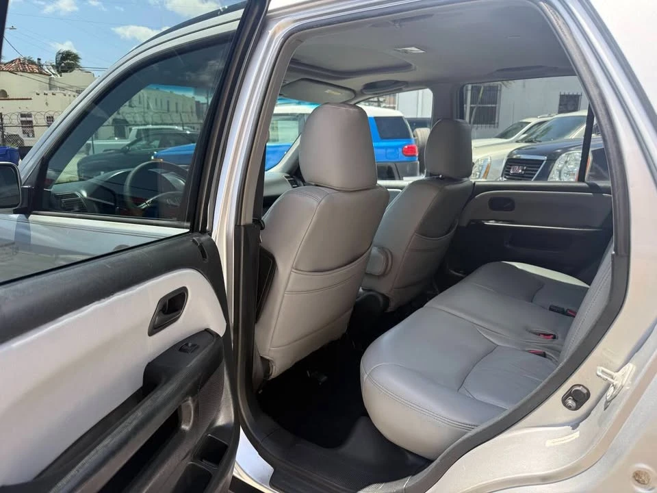 2004 Honda CR-V 2nd Gen - Image 19 of 20