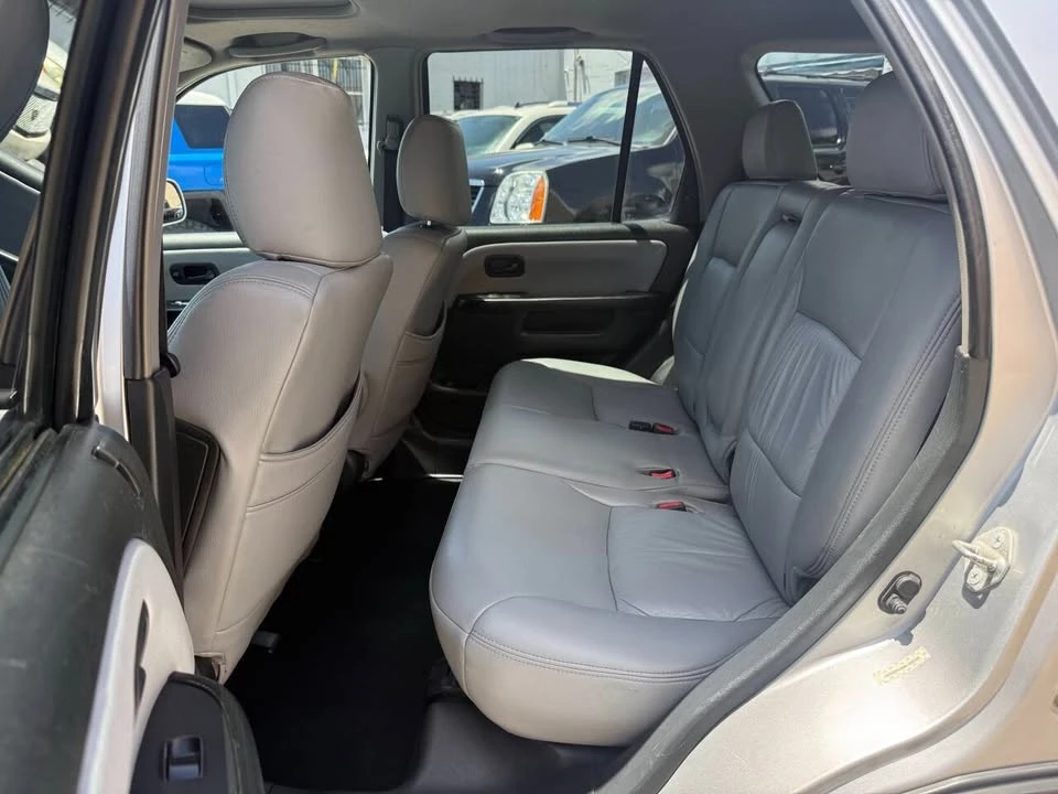 2004 Honda CR-V 2nd Gen - Image 18 of 20