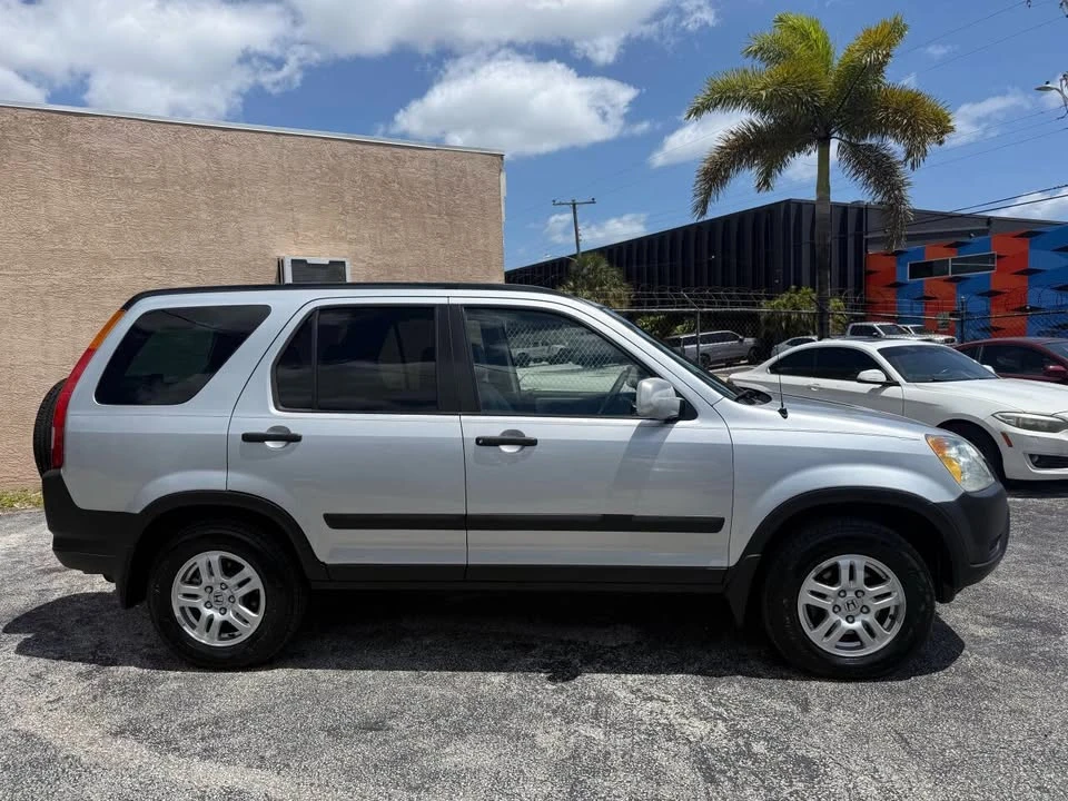 2004 Honda CR-V 2nd Gen - Image 8 of 20