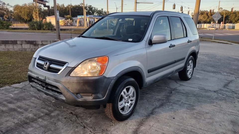 2004 Honda CR-V 2nd Gen - Image 4 of 9