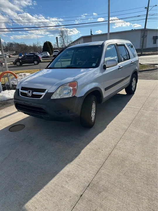 2004 Honda CR-V 2nd Gen - Image 3 of 8