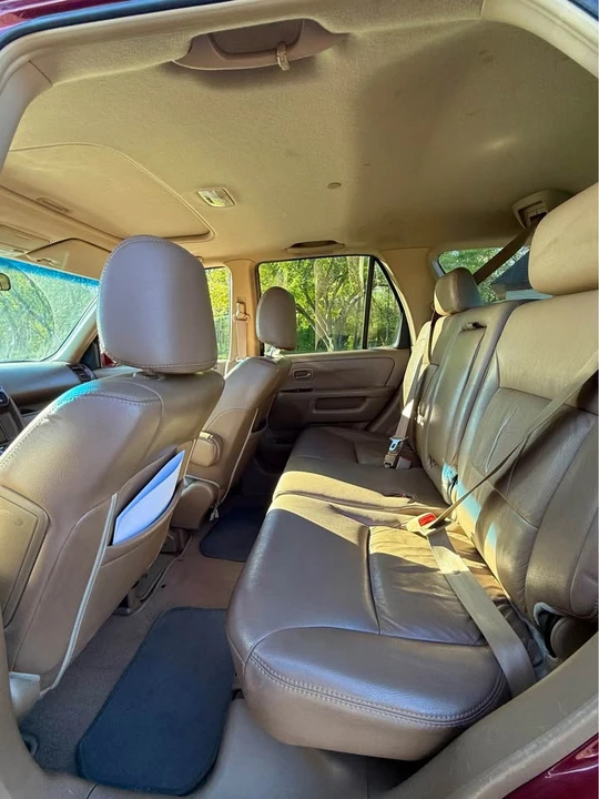 2004 Honda CR-V 2nd Gen - Image 6 of 12