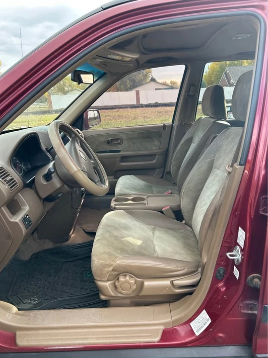 2004 Honda CR-V 2nd Gen - Image 14 of 18