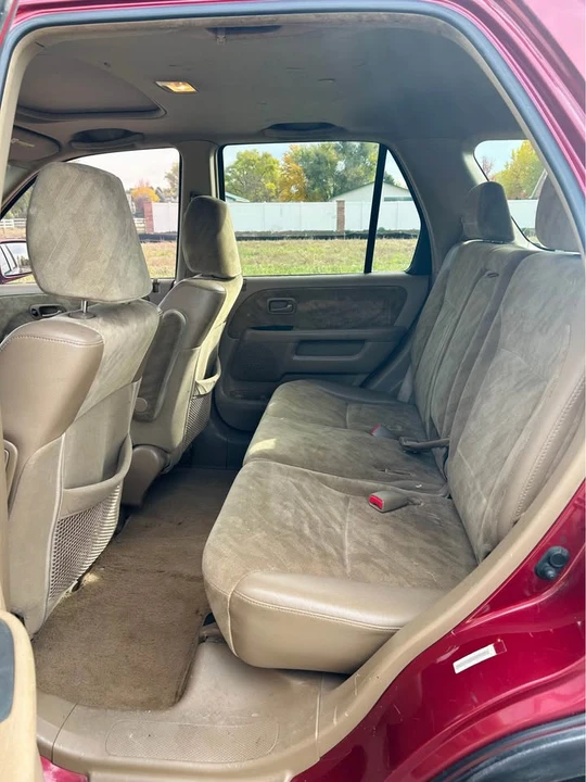 2004 Honda CR-V 2nd Gen - Image 15 of 18