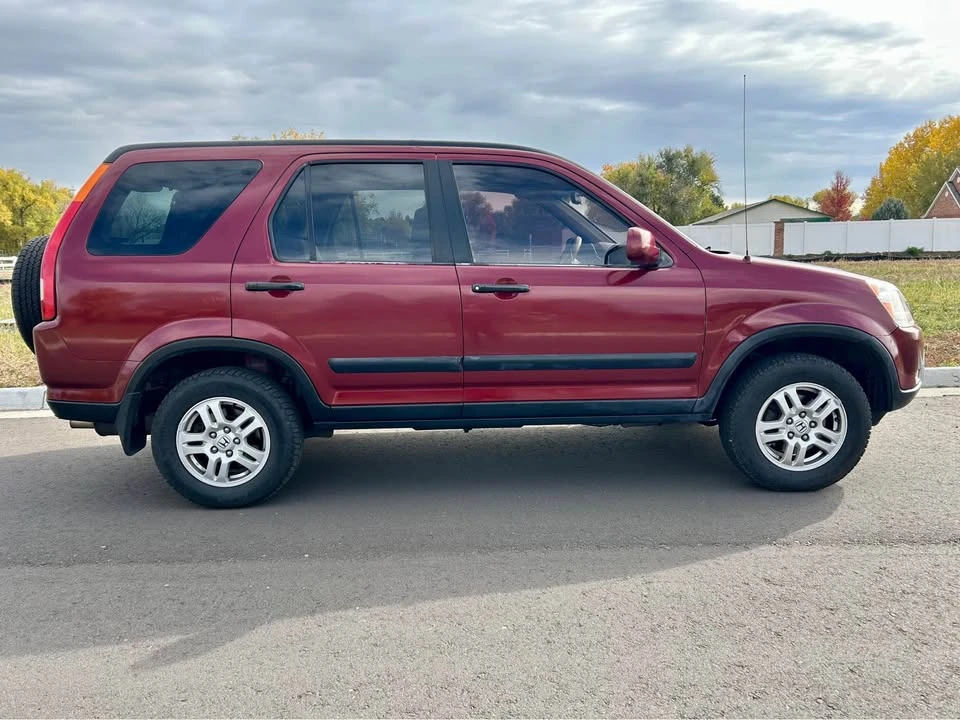 2004 Honda CR-V 2nd Gen - Image 4 of 18