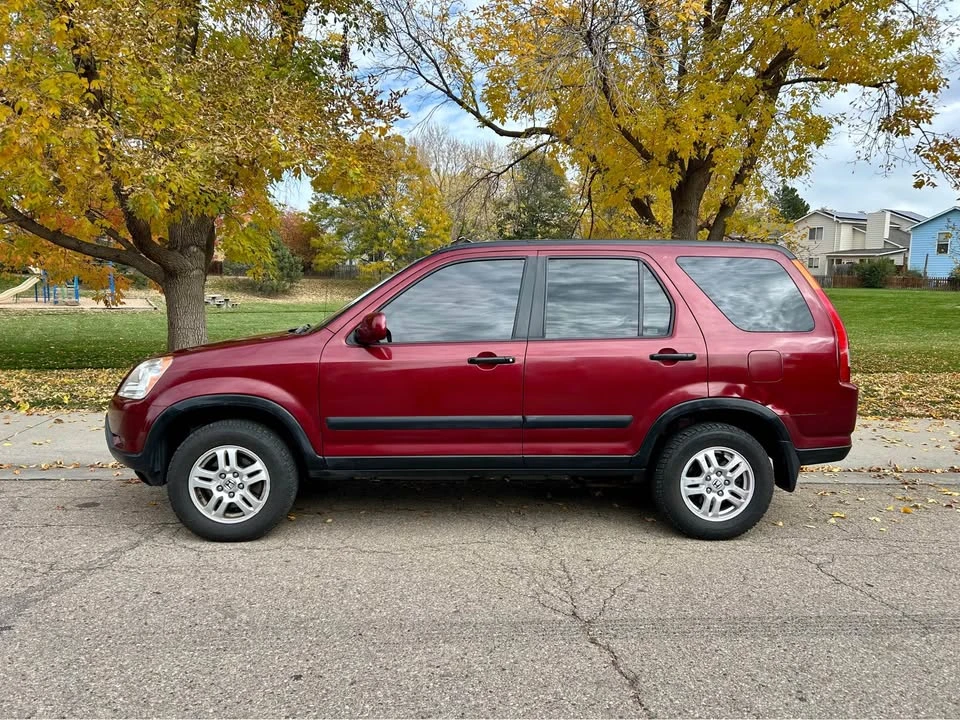 2004 Honda CR-V 2nd Gen - Image 9 of 18