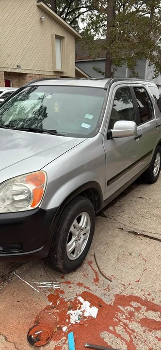 2004 Honda CR-V 2nd Gen - Image 4 of 4