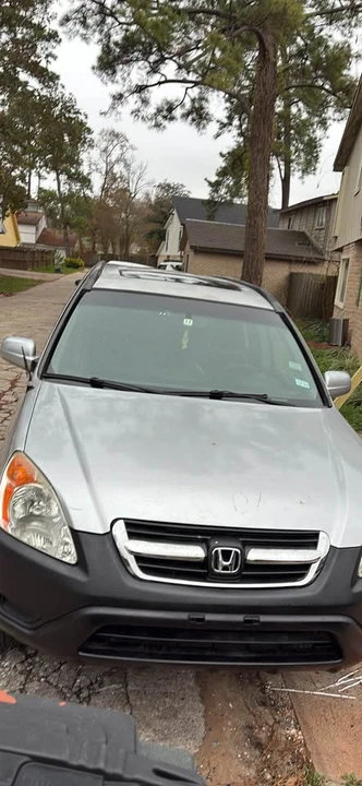 2004 Honda CR-V 2nd Gen - Image 3 of 4