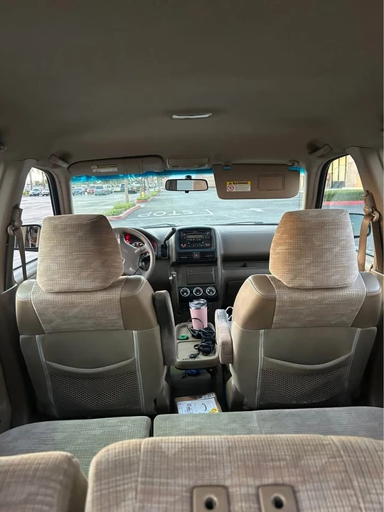 2004 Honda CR-V 2nd Gen - Image 18 of 19