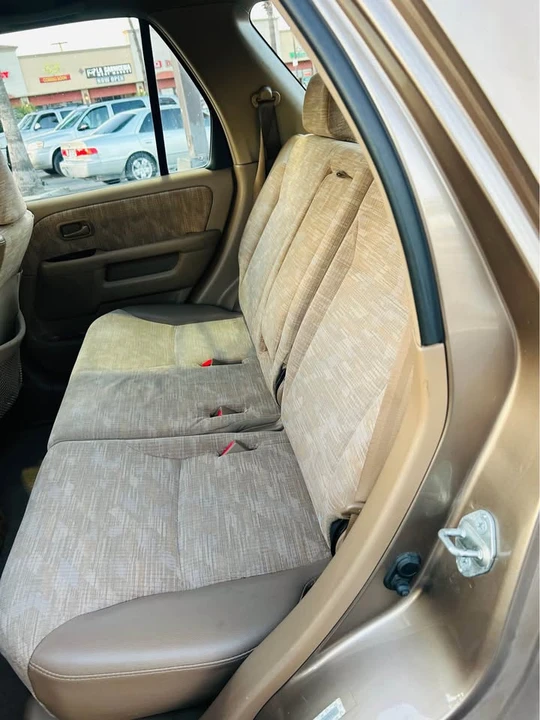 2004 Honda CR-V 2nd Gen - Image 7 of 19