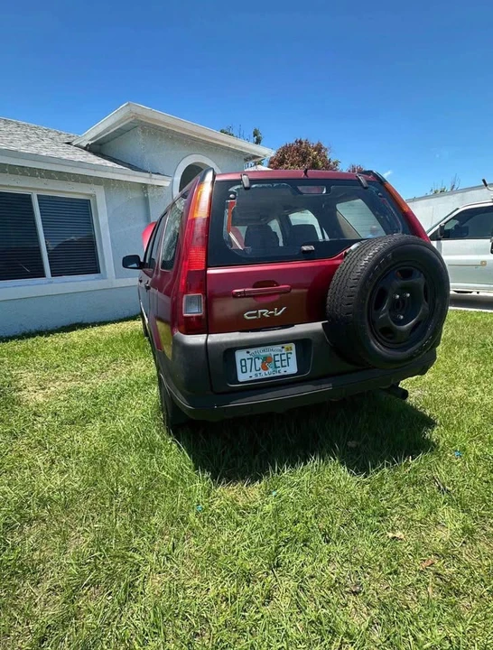 2004 Honda CR-V 2nd Gen - Image 11 of 11
