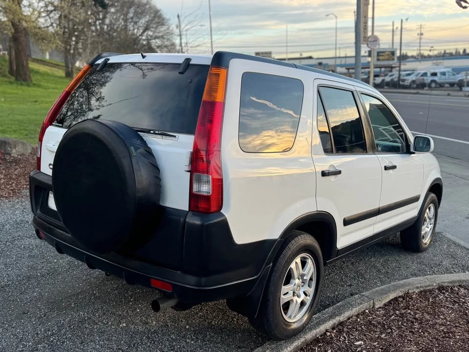2004 Honda CR-V 2nd Gen - Image 5 of 15
