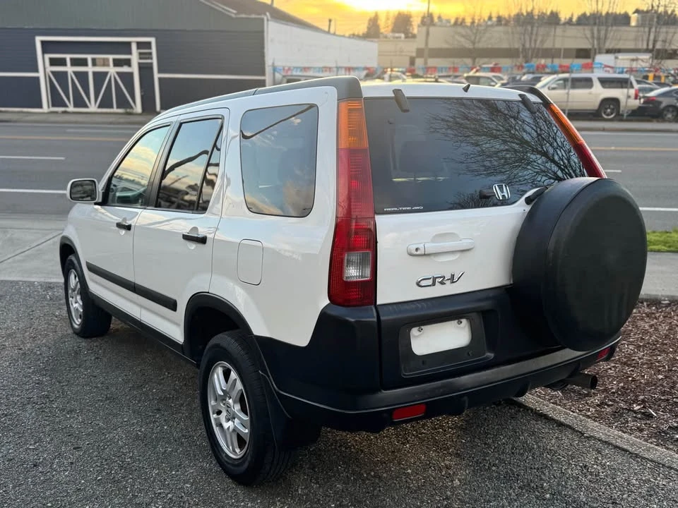2004 Honda CR-V 2nd Gen - Image 6 of 15