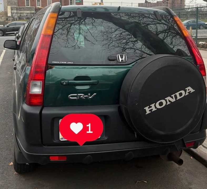 2004 Honda CR-V 2nd Gen - Image 5 of 5