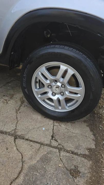 2004 Honda CR-V 2nd Gen - Image 6 of 9
