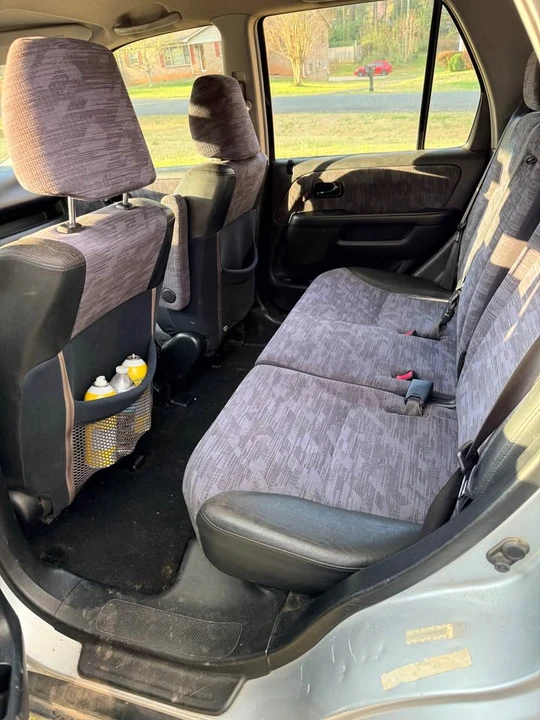 2004 Honda CR-V 2nd Gen - Image 6 of 7