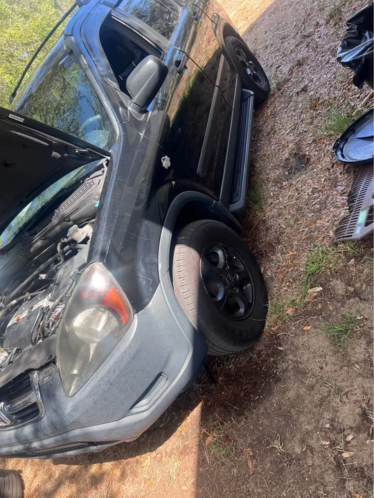 2004 Honda CR-V 2nd Gen - Image 6 of 14