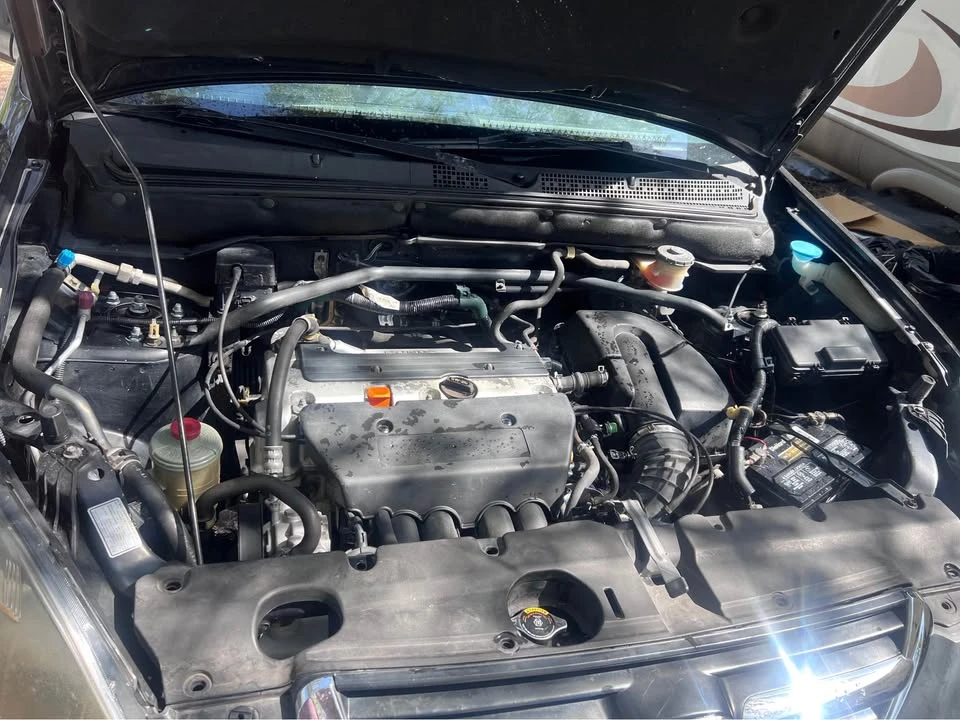 2004 Honda CR-V 2nd Gen - Image 4 of 14