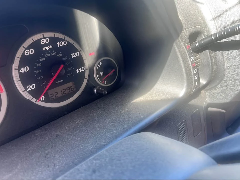 2004 Honda CR-V 2nd Gen - Image 14 of 14