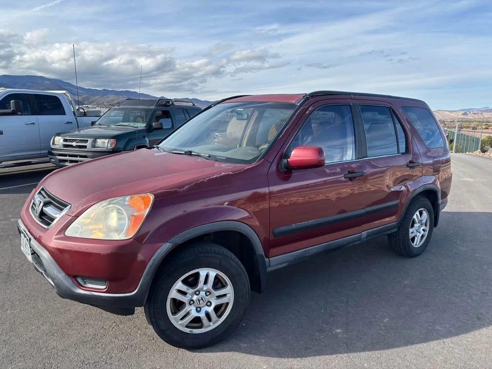 2004 Honda CR-V 2nd Gen - Image 3 of 9