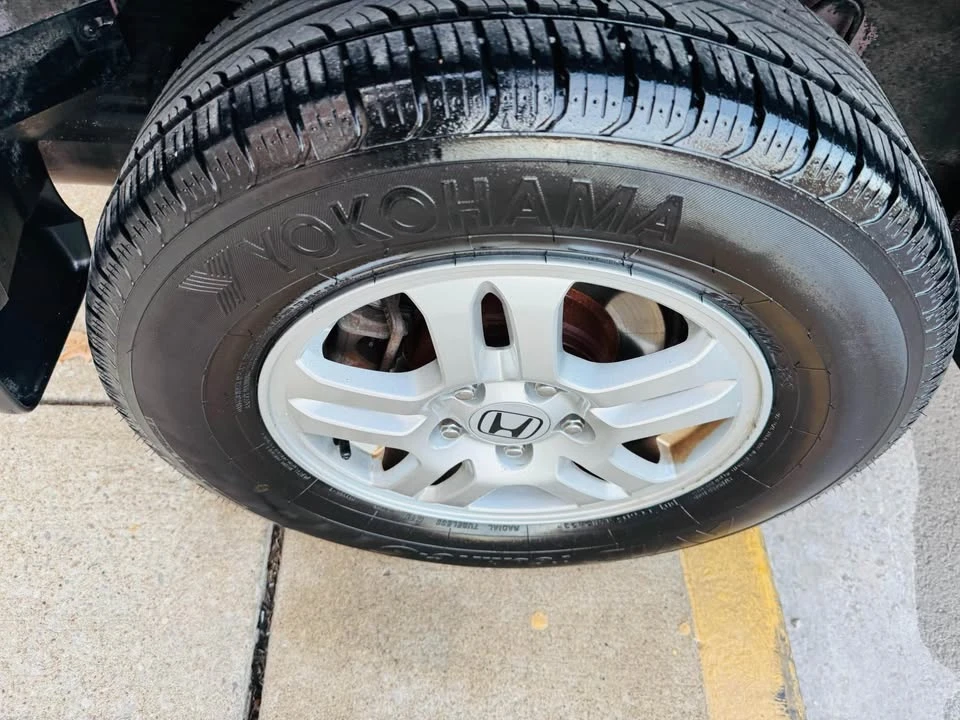2004 Honda CR-V 2nd Gen - Image 15 of 16
