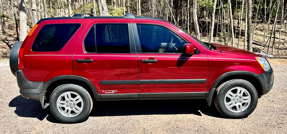 2004 Honda CR-V 2nd Gen - Image 3 of 20