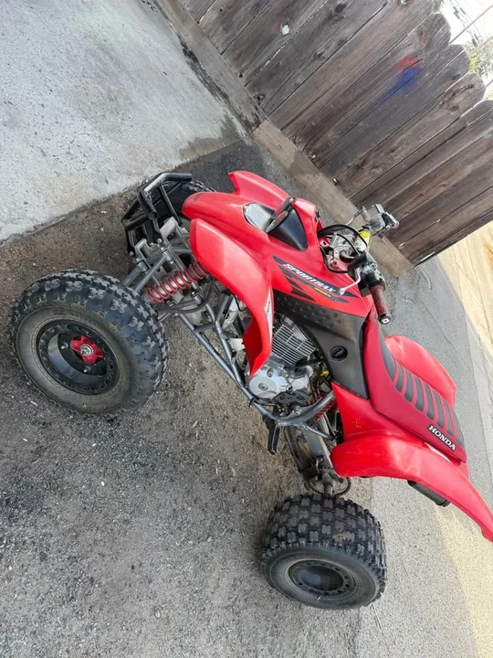 2004 Honda Motorcycles - Image 2 of 2