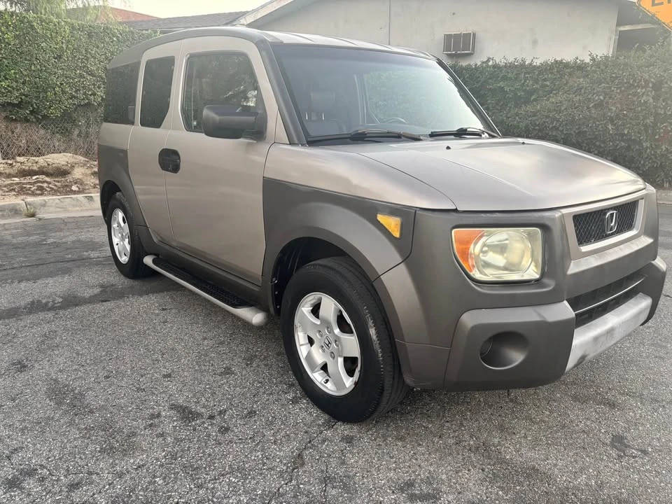 2004 Honda Element - Image 2 of 12