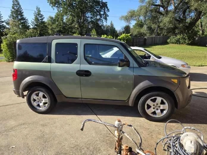 2004 Honda Element - Image 8 of 16
