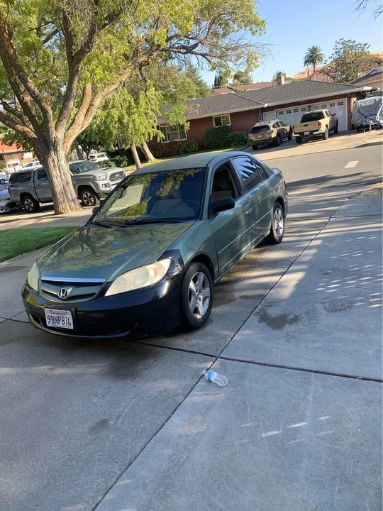 2004 Honda Civic 7th Gen - Image 2 of 4