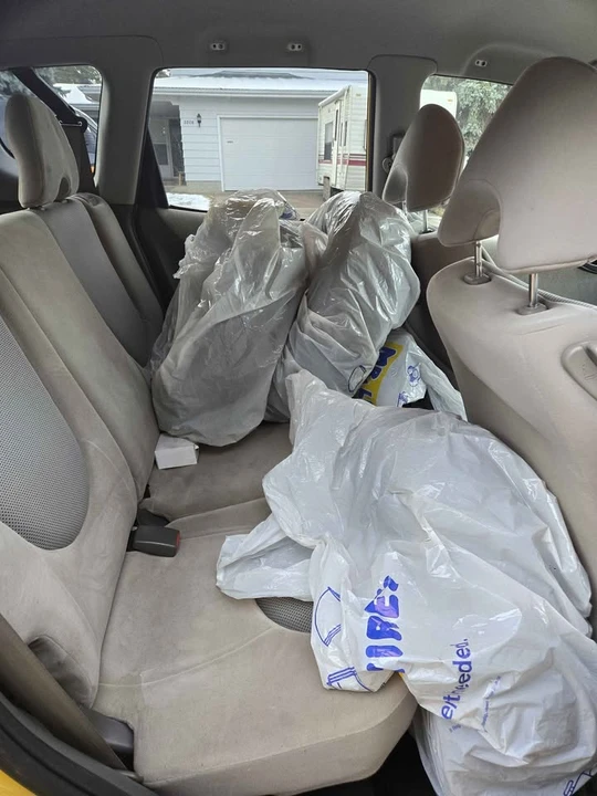2004 Honda Fit - Image 7 of 11
