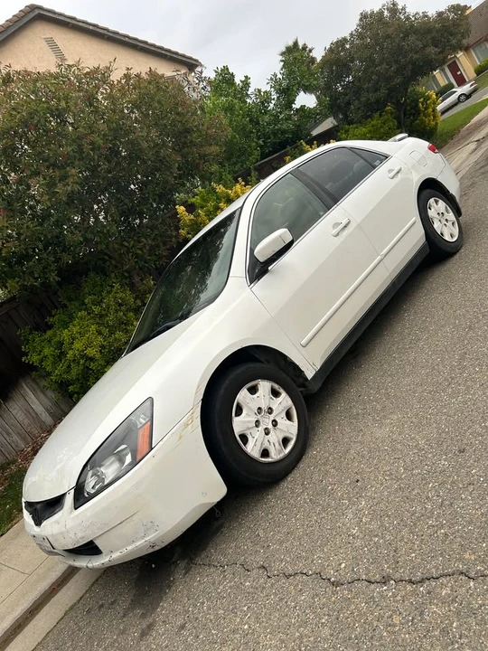 2004 Honda Accord 7th Gen - Image 6 of 15