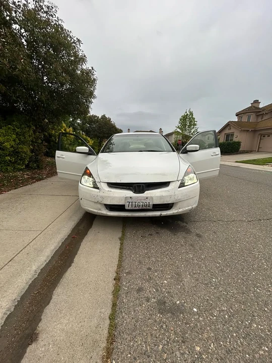 2004 Honda Accord 7th Gen - Image 11 of 15