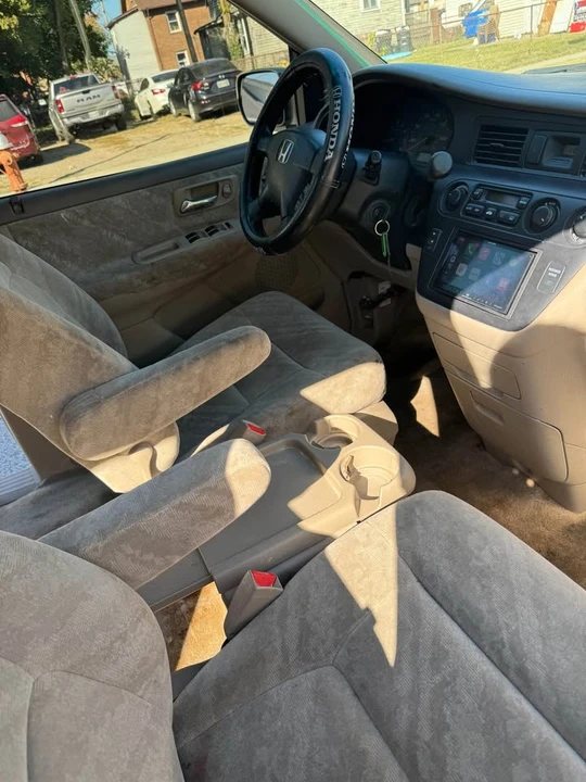 2004 Honda Odyssey - Image 12 of 14