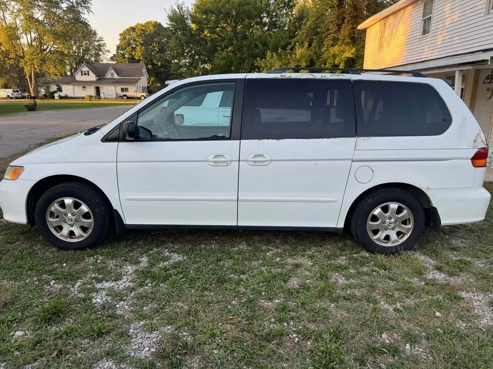 2004 Honda Odyssey - Image 4 of 7