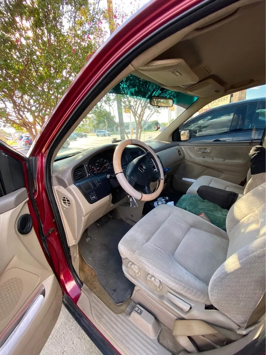 2004 Honda Odyssey - Image 9 of 19