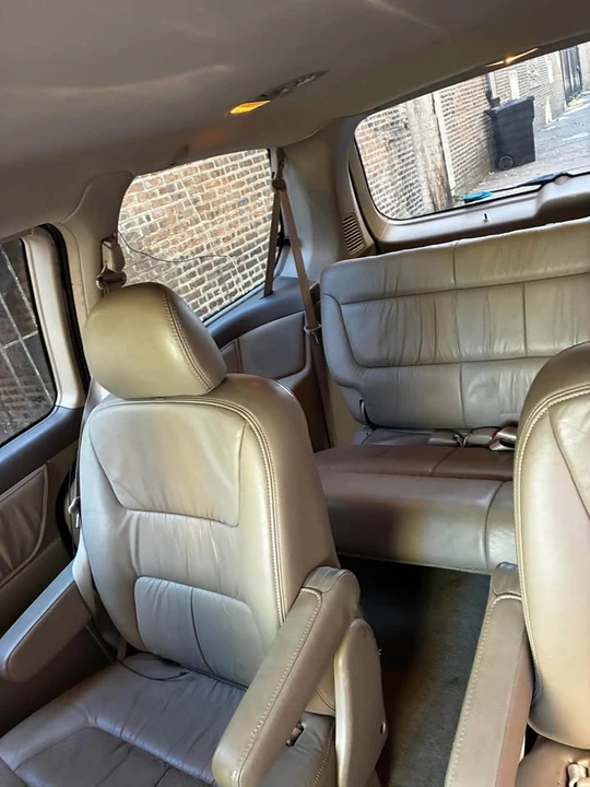 2004 Honda Odyssey - Image 17 of 20