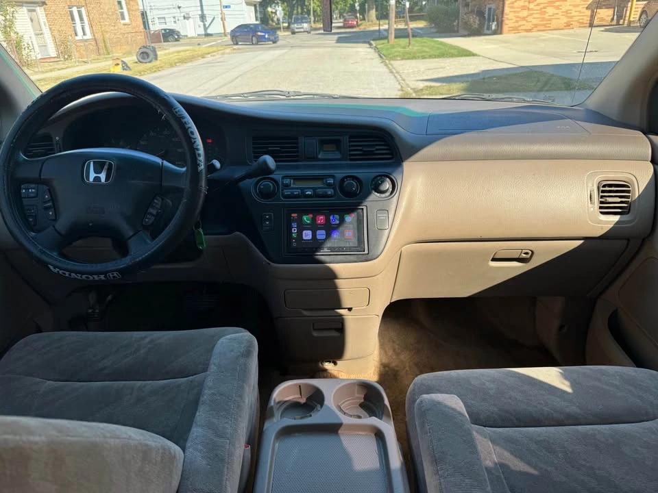2004 Honda Odyssey - Image 8 of 14
