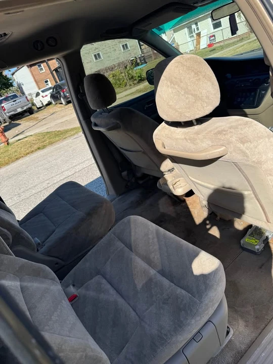 2004 Honda Odyssey - Image 13 of 14