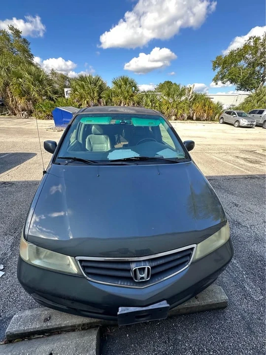 2004 Honda Odyssey - Image 3 of 7