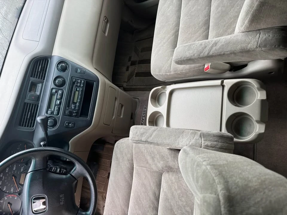 2004 Honda Odyssey - Image 6 of 10
