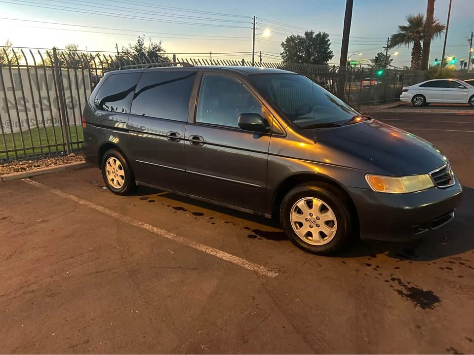 2004 Honda Odyssey - Image 2 of 5