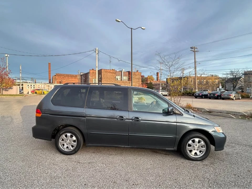 2004 Honda Odyssey - Image 4 of 8