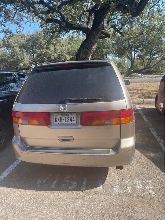 2004 Honda Odyssey - Image 4 of 4