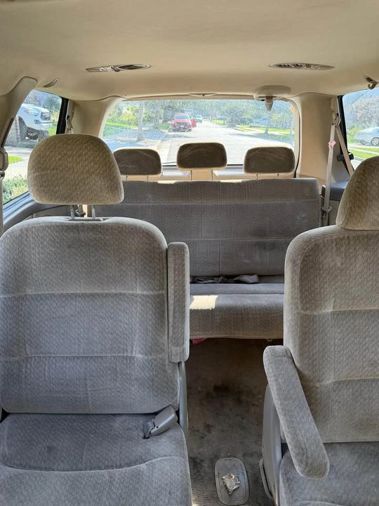 2004 Honda Odyssey - Image 10 of 10