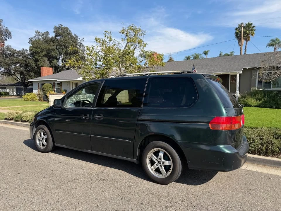 2004 Honda Odyssey - Image 4 of 10