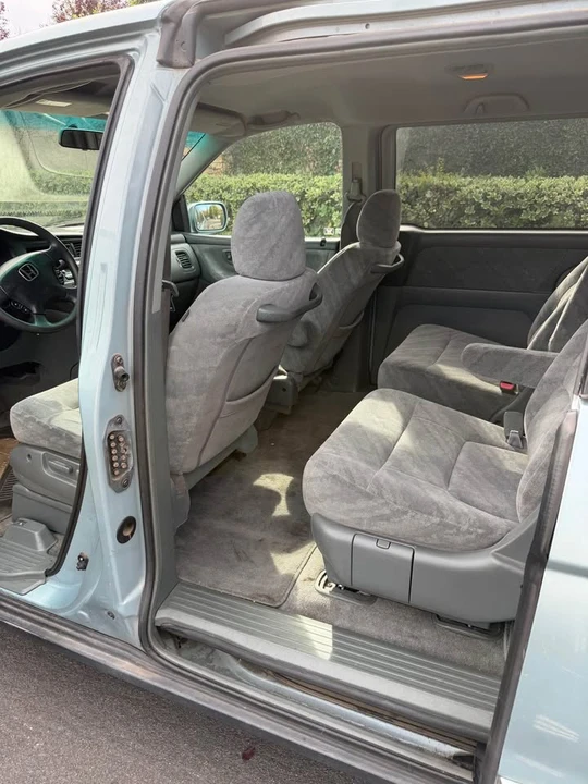 2004 Honda Odyssey - Image 6 of 9
