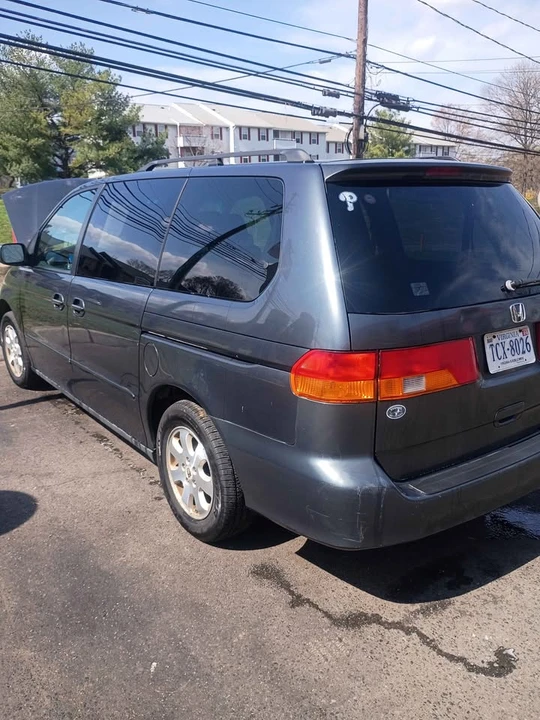 2004 Honda Odyssey - Image 3 of 8
