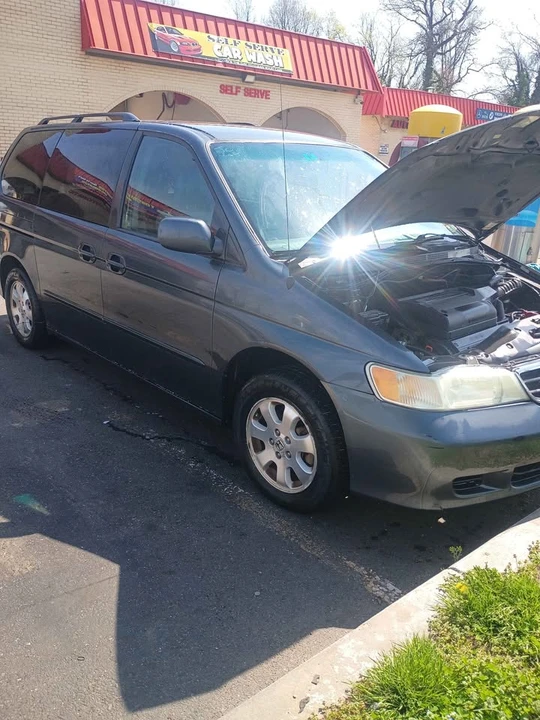 2004 Honda Odyssey - Image 2 of 8